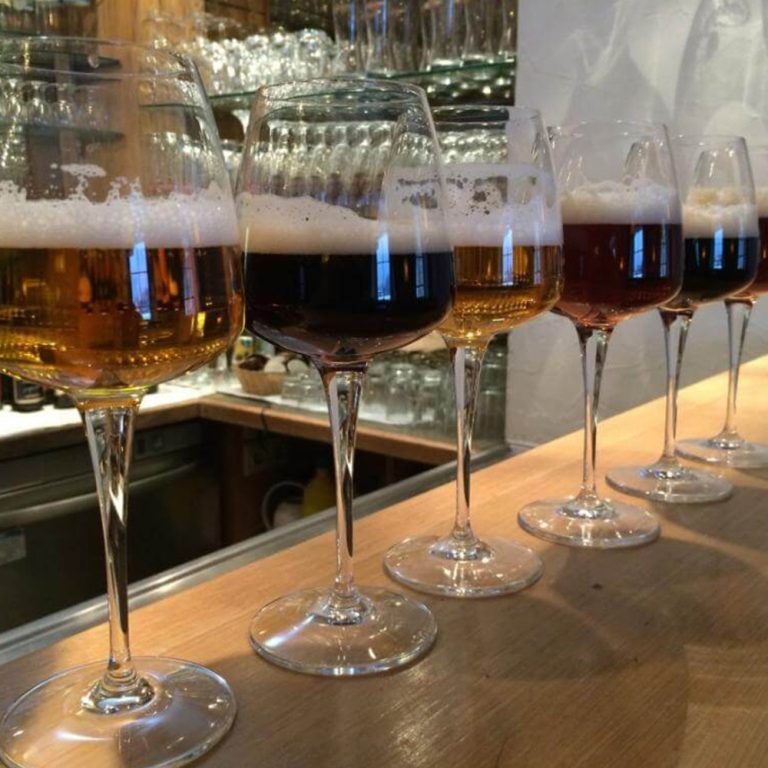 Biergläser bei der Bierverkostung mit 3-Gänge-Menü im Landhotel Altes Zollhaus
