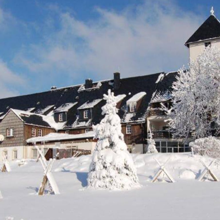 Landhotel Altes Zollhaus im Schnee zur Weihnachtszeit