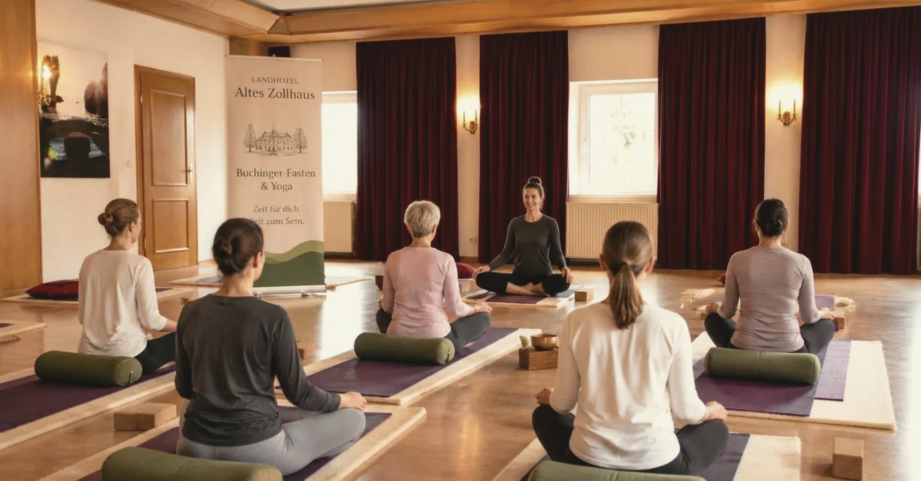 Yoga class in the yoga room during Buchinger fasting at Landhotel Altes Zollhaus